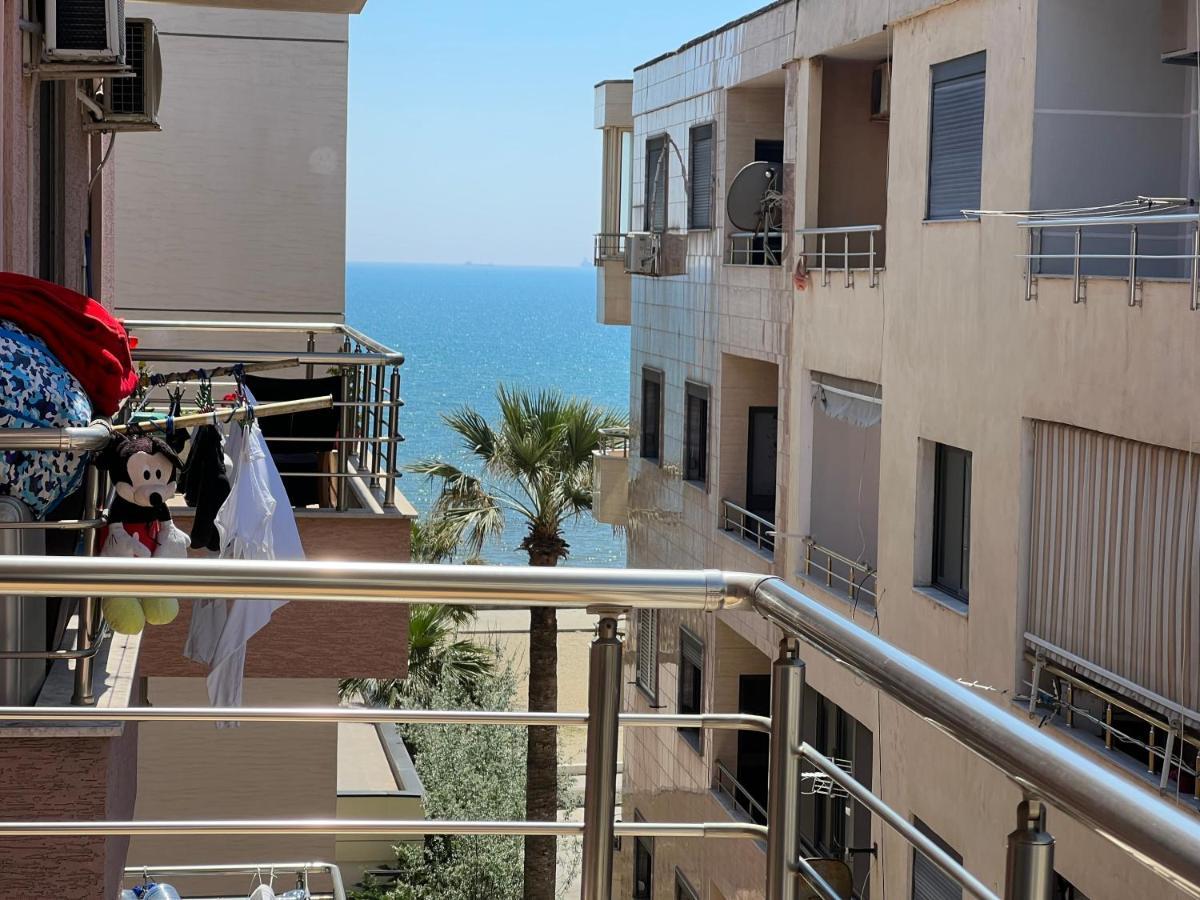 Blue City Apartment Durrës Exteriör bild