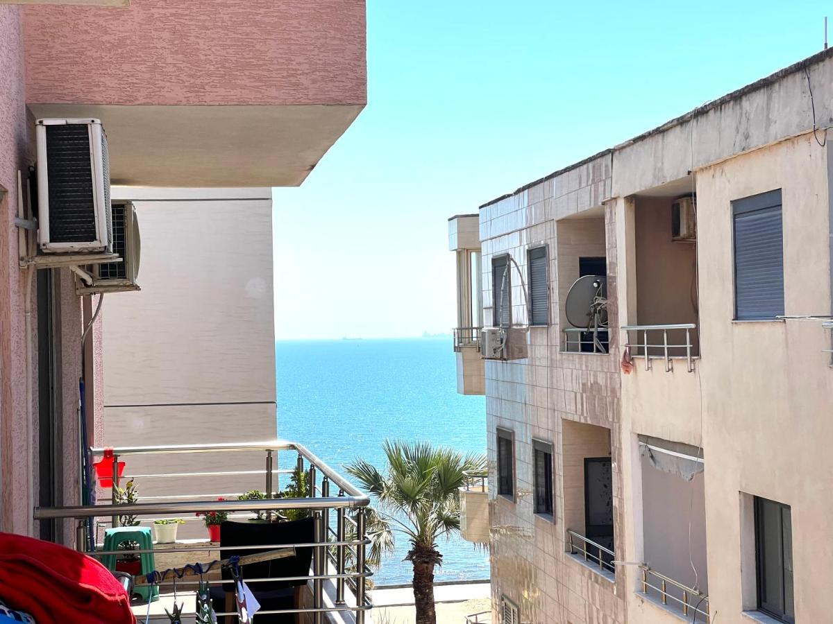 Blue City Apartment Durrës Exteriör bild